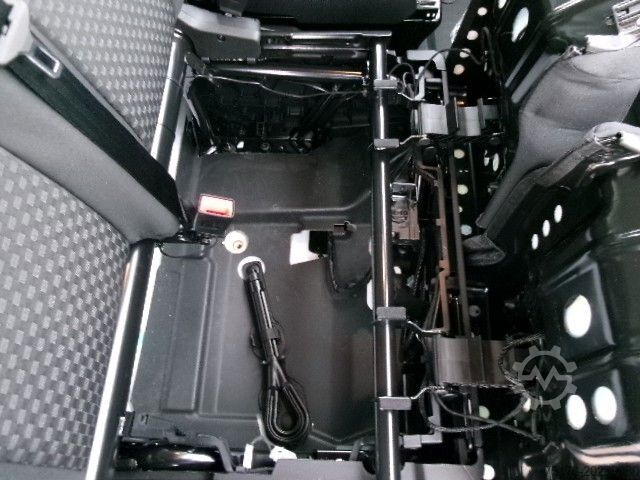 Transporter mit Koffer FORD Transit 350L4 Trend ATHeckantr. Koffer LWB Kam