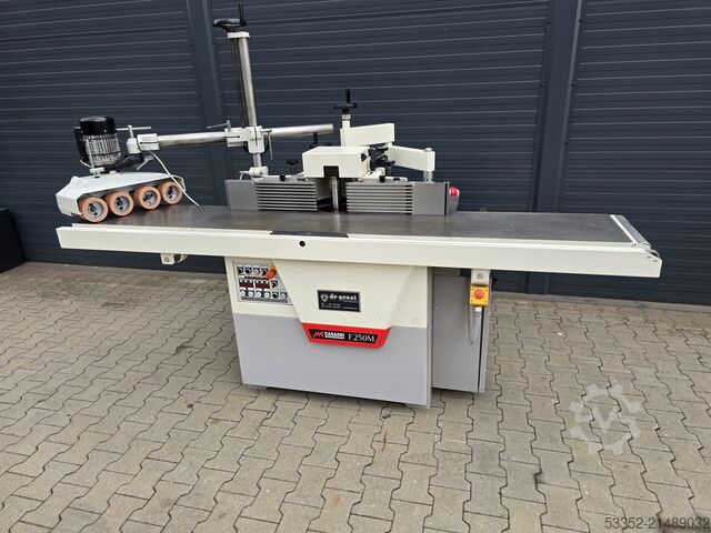 Stolní frézka Casadei F250M