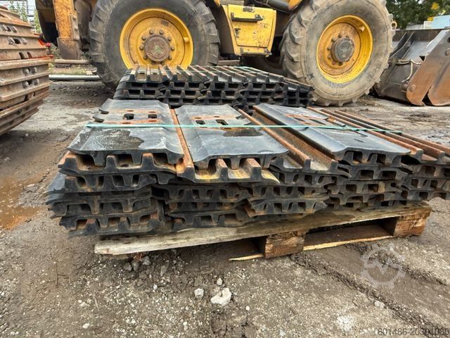 Escavadora de rastos CATERPILLAR 336