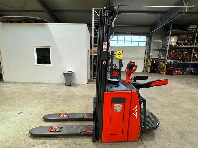Carretilla elevadora Linde L16API Triplex [ID: 342]