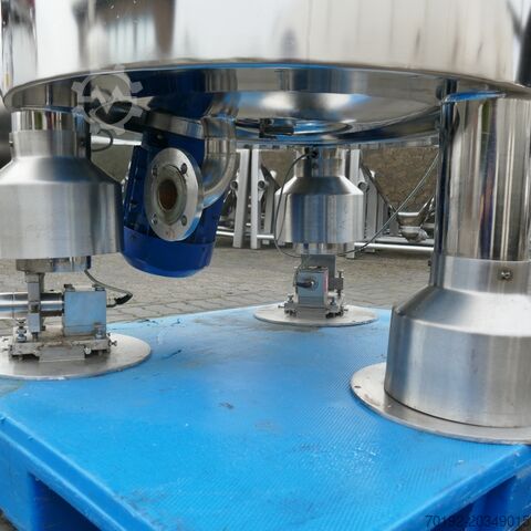 Cuve sous pression en acier inoxydable 316 de 733 litres, chauffable/refroidissable avec agitateur à ROMABAU AG B0058