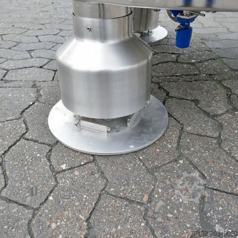 Cuve sous pression en inox 316 de 733 litres, chauffable/refroidissable avec agitateur à hélice. ROMABAU AG B0057
