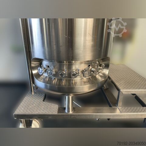 Cuve sous pression de 500 litres chauffable/refroidissable en acier inoxydable 316 avec agitateur ma Waldner K0167