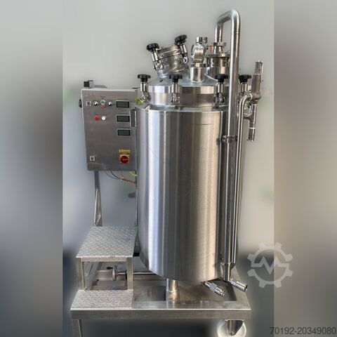 300 liter mobile pharmaceutical pressure vessel made of V2A with magnetic stirrer GUTH K0175