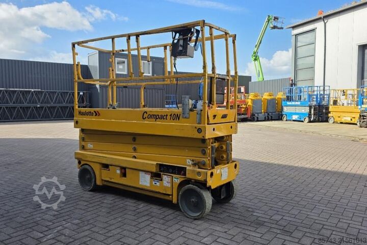 Podnośnik nożycowy Haulotte Compact 10N Electric, 10m Working Height, 230kg Ca