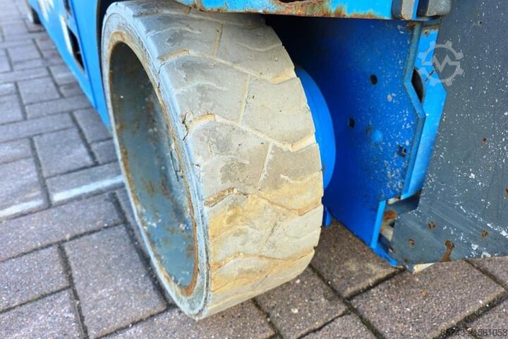 Podnośnik nożycowy Genie GS2632 Electric, 10m Working Height, Non Marking T