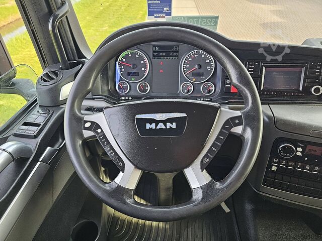 Standard-SZM M.A.N. 18.440 TGX