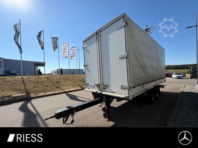 Vrachtwagen met bakwagen  Anhänger Junghans SDAH LM