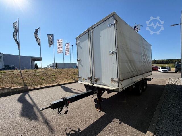 Vrachtwagen met bakwagen  Anhänger Junghans SDAH LM