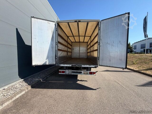Vrachtwagen met bakwagen  Anhänger Junghans SDAH LM
