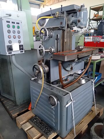 Gereedschap- / modelfreesmachine NARR LF 10