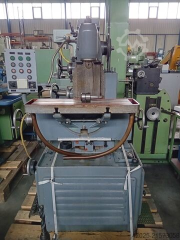 Gereedschap- / modelfreesmachine NARR LF 10