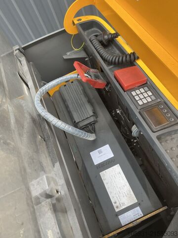 Ručně vedený zakladač Jungheinrich EJCB12