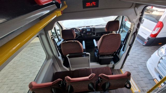 Minibusz 2 x Opel Movano, 3 x Fiat Ducato 18 Sitzer Jumpe