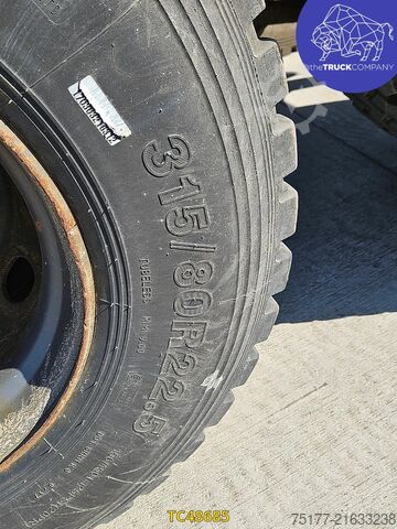 Châssis avec cabine DAF 85 CF 360