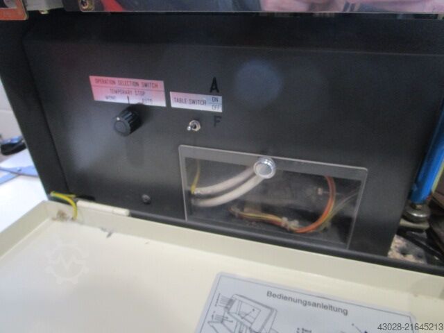 BANDEROLLEERMACHINE BLUMER AKEBONO OB-300