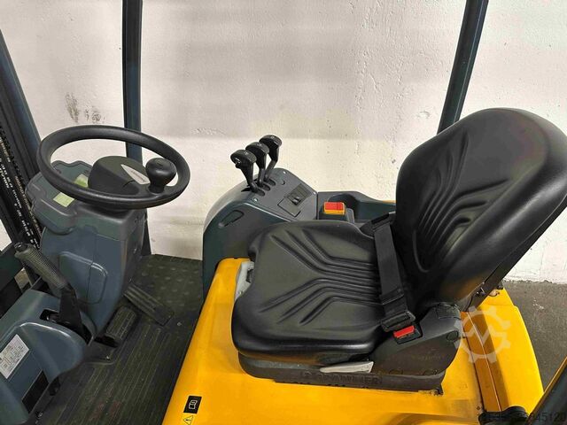 Elektro 3 Rad-Stapler Jungheinrich EFG 110 - TRIPLEX 5,5 m