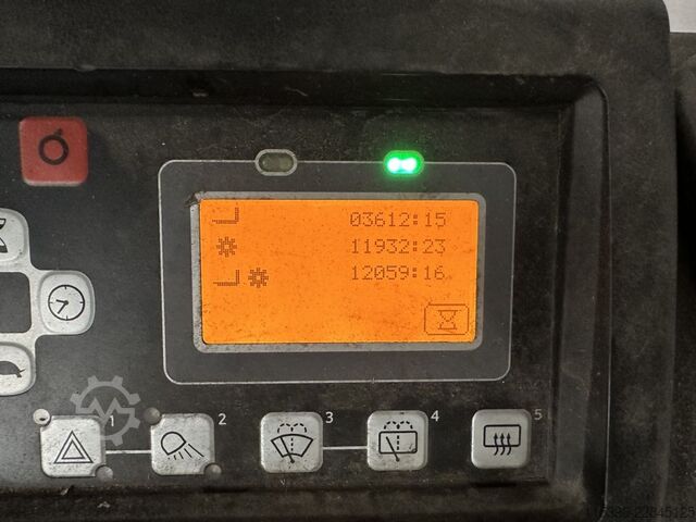 Elektrikli 4 tekerlekli forklift Toyota 8FBM20T - SEITENSCHIEBER - KLAMMER