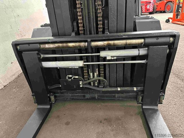 Dizel forklift Toyota 40-8FD50N - TRIPLEX 5,5 m