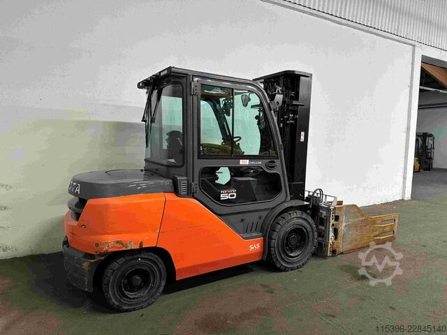 Dizel forklift Toyota 40-8FD50N - TRIPLEX 5 m