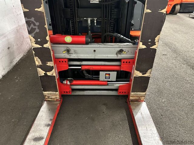 Elektrikli 4 tekerlekli forklift Toyota 8FBMT25