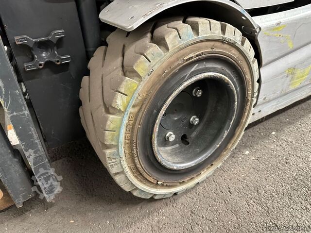 Elektrikli 4 tekerlekli forklift Still RX 20-20 P - TRIPLEX 6,1 m