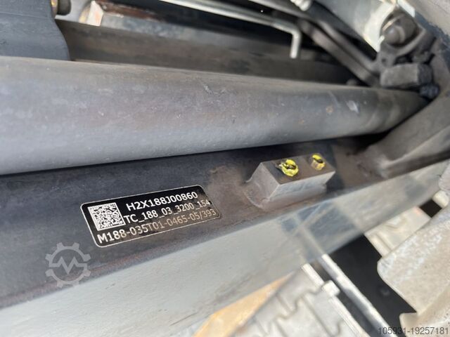 LPG-vorkheftruck Linde H35T-02