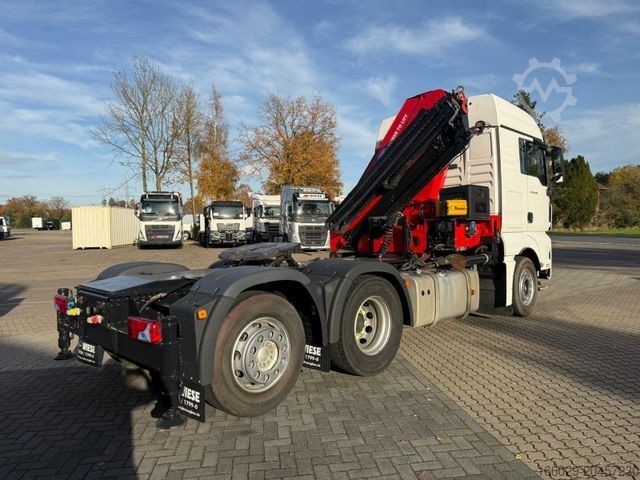 Nehéz tehergépjármű MAN TGX 26.440 6x2 mit HMF 3000-K5 Kran Top Zustand
