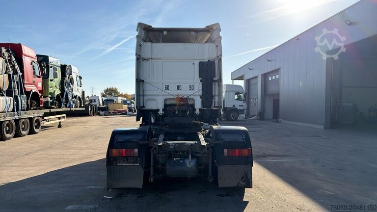 Standaard trekker DAF XF 105.460 (BOITE MANUELLE / MANUAL GEARBOX)