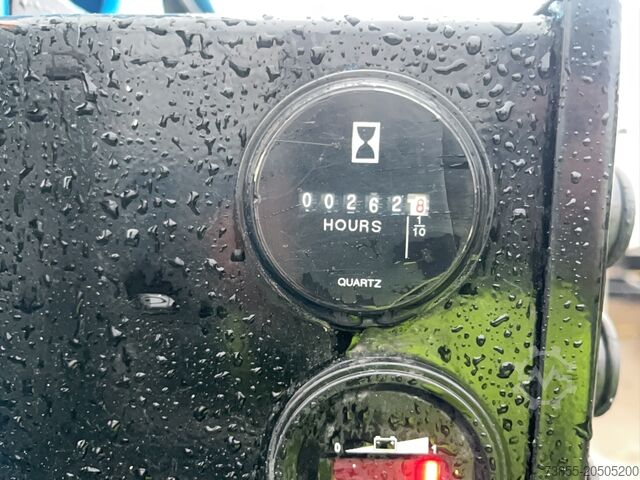 Podnośnik wysięgnikowy montowany na przyczepie Genie TZ34 (12m)