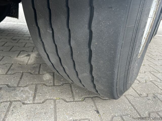 Kufr Groenewegen Jumbo / DRO-14-18 BB / Box / Laadklep / 2x Stuu...