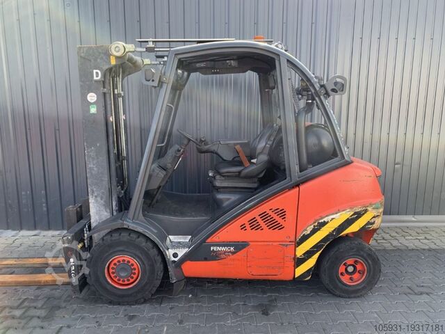 LPG-vorkheftruck Linde H35T-02