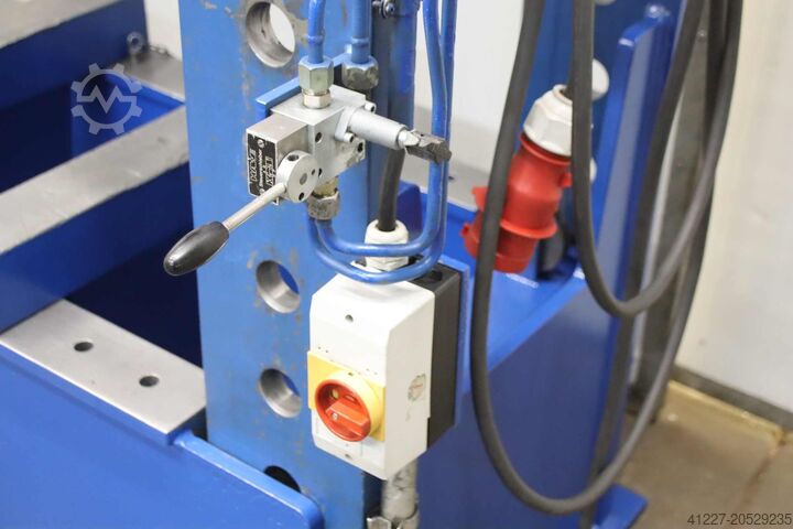Prensa hidráulica de 102 toneladas unbekannt Hub 220 mm