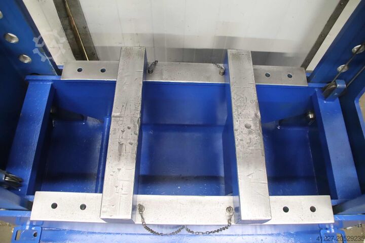 Prensa hidráulica de 102 toneladas unbekannt Hub 220 mm