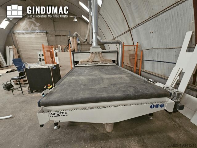 Centre d'usinage du bois CNC INFOTEC 3121 PRO EVO