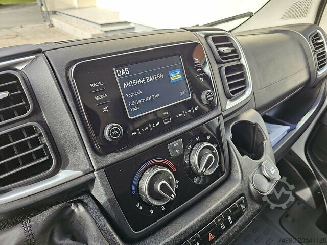 Komercijalno vozilo sa visokim krovom Fiat Ducato 35 L3H2 MAXI 13m³ 180 teilverglast