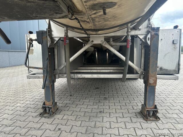 Food tanker Feldbinder LEBENSMITTEL / LEVENSMIDDELEN / FOOD / 33.500L ...