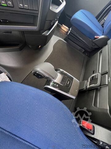 Standard tractor unit VOLVO FH 500