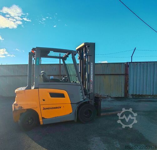 Diesel gaffeltrucks Jungheinrich DFG 425s 5.5m/ 4v/ 4371mh