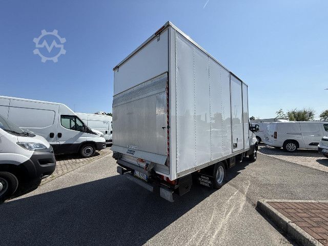 Dobozos furgon IVECO DAILY 35C14H BOX + SPONDA con porta laterale