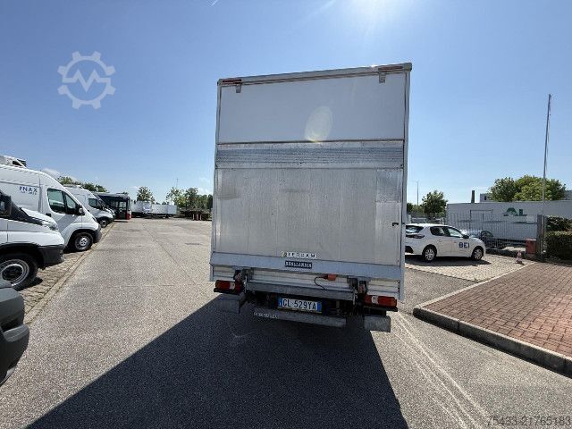 Dobozos furgon IVECO DAILY 35C14H BOX + SPONDA con porta laterale