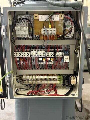 Torenfreesmachine Kondia kp 90