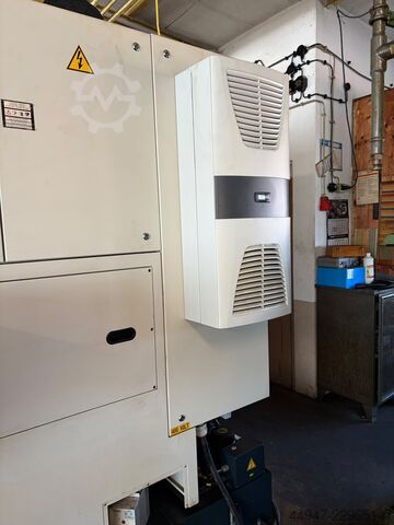 CNC machining centar SPINNER MVC 1000