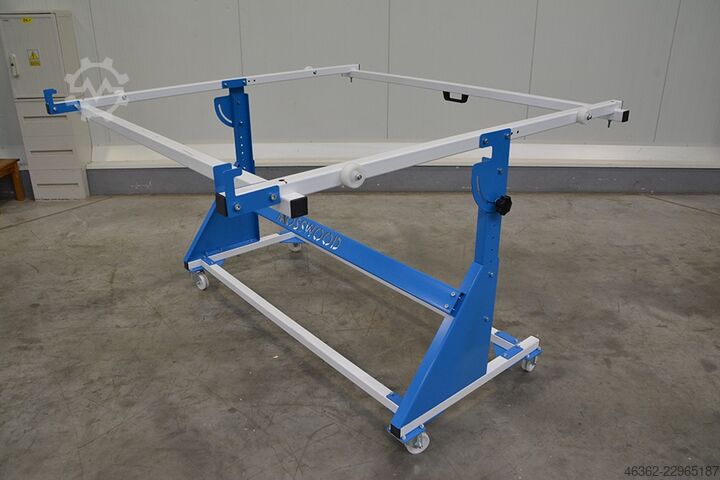 Carrello per pannelli MOSSWOOD STOJAK