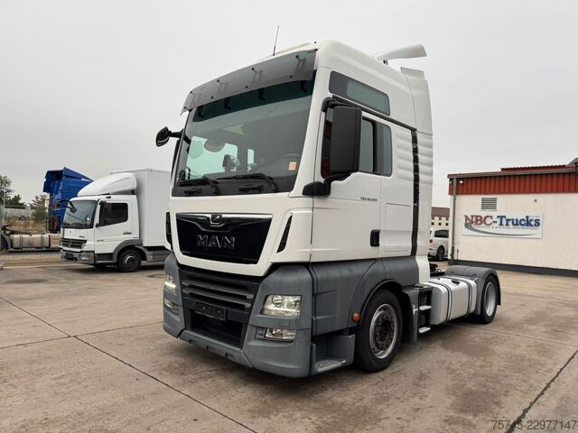 Ciągnik siodłowy typu volume MAN TGX 18.500 XXL * RETARDER * STANDKLIMA * VER. SA