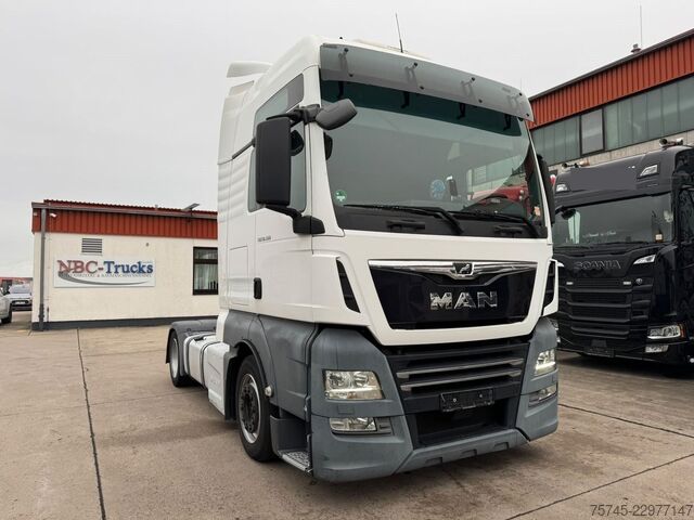 Ciągnik siodłowy typu volume MAN TGX 18.500 XXL * RETARDER * STANDKLIMA * VER. SA