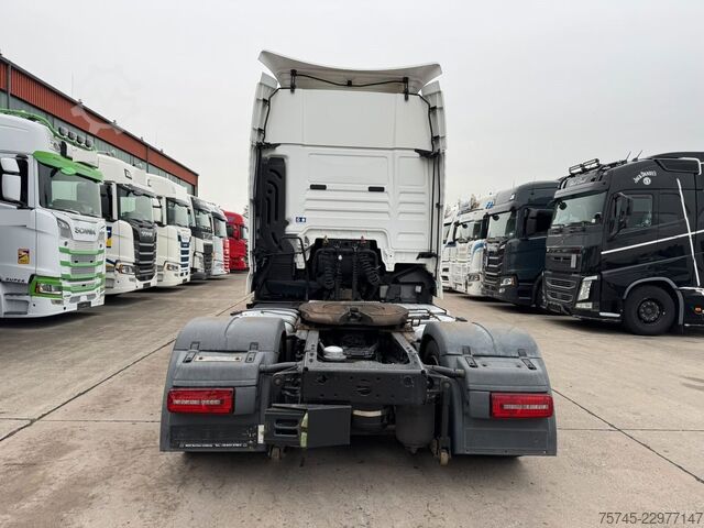 Ciągnik siodłowy typu volume MAN TGX 18.500 XXL * RETARDER * STANDKLIMA * VER. SA