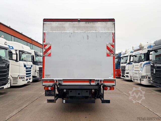 Samochód ciężarowy typu furgon MERCEDES-BENZ ATEGO 1224 / 8,60M KOFFER / LBW / KAMERA