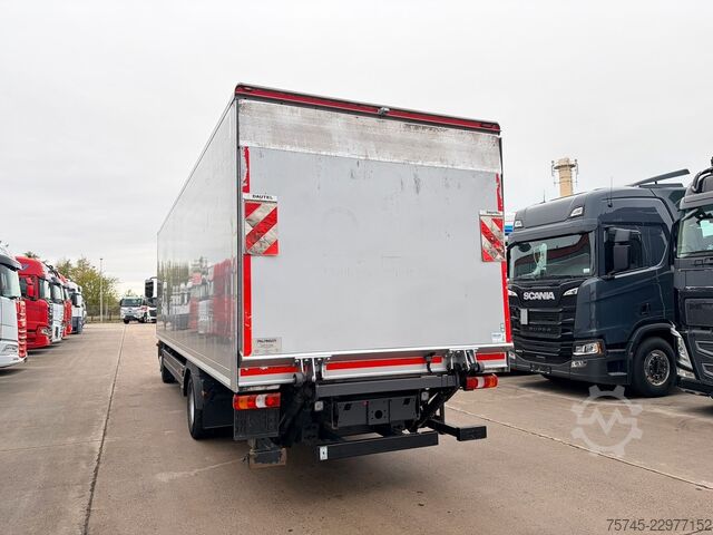 Samochód ciężarowy typu furgon MERCEDES-BENZ ATEGO 1224 / 8,60M KOFFER / LBW / KAMERA