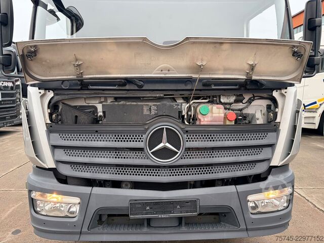 Samochód ciężarowy typu furgon MERCEDES-BENZ ATEGO 1224 / 8,60M KOFFER / LBW / KAMERA